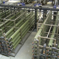 Brackish water treatment with reverse osmosis